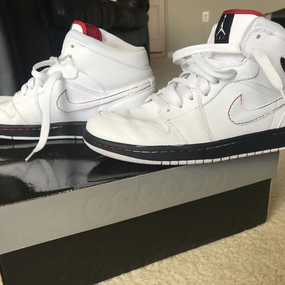 Jordan 1 Retro Mid Cinco De Mayo with Box *Rare* - Picture 3 of 7